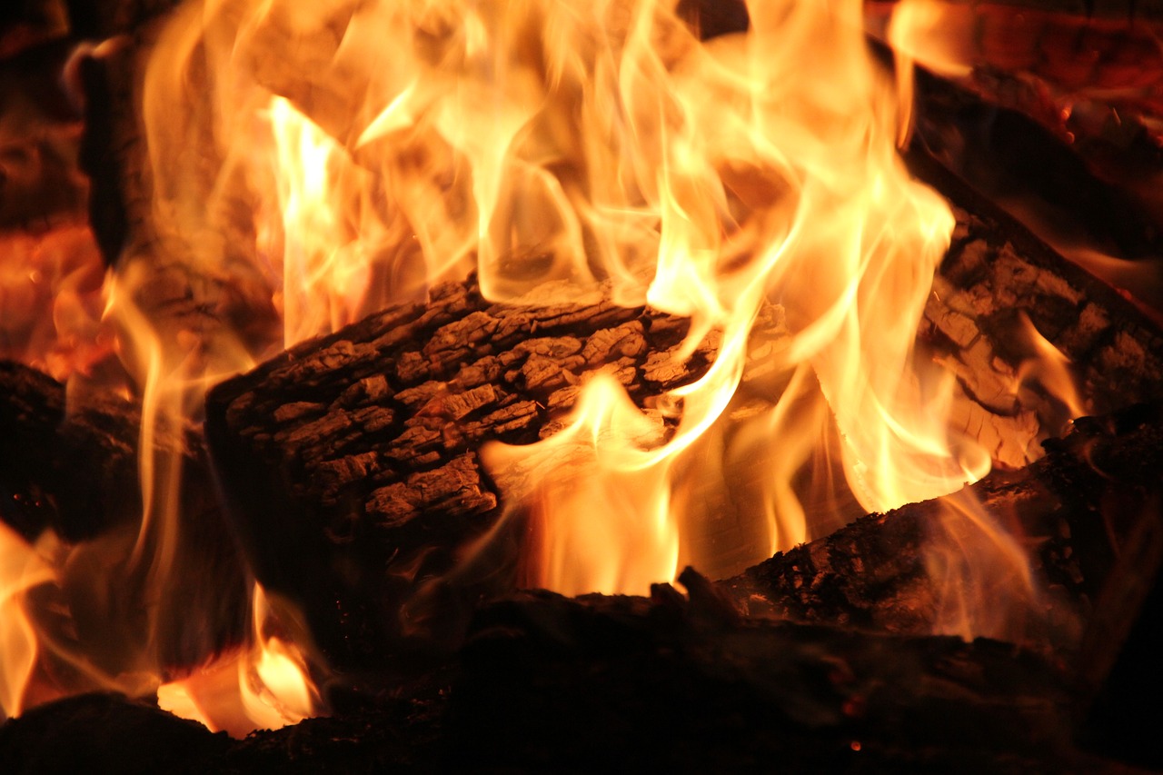 Professional Fireplace Cleaning Services In Bensenville Illinois